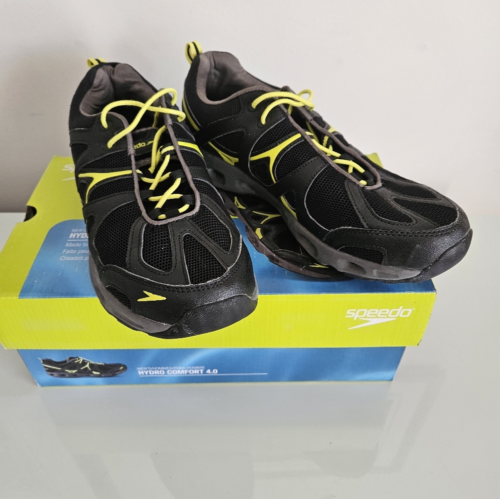 Speedo Black and Yellow Aquatic Shoes With Box
